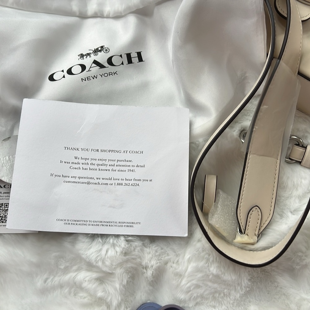 Coach purse - Picture 9 of 9